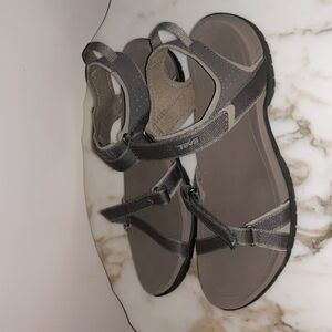 Teva "Verra" Sandals-Bungee Cord